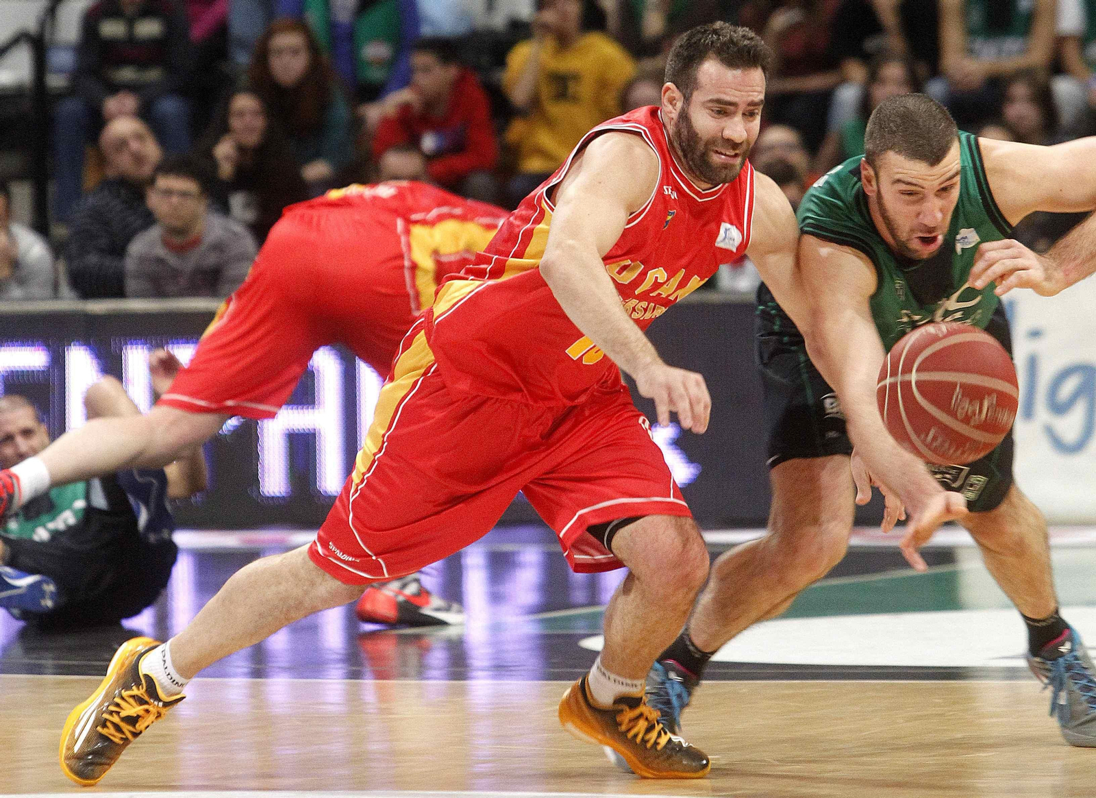 La carrera de Carlos Cabezas, en fotos