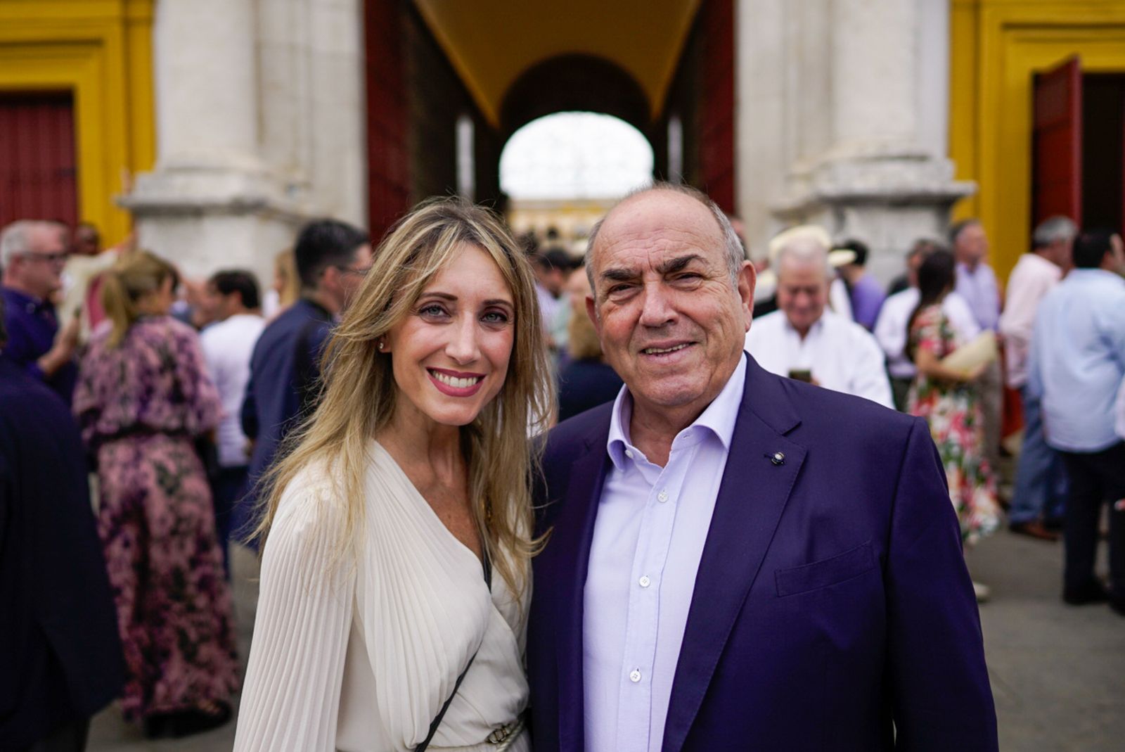 Mercedes Mayoral Figueroa y Isabel Juarez Mayoral