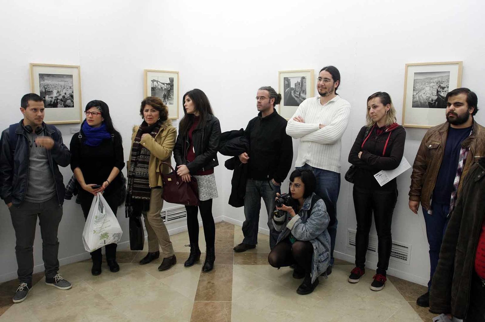 La inauguración de la exposición 'Valparaíso 1940-1950' de Antonio Quintana, 'Latitudes'