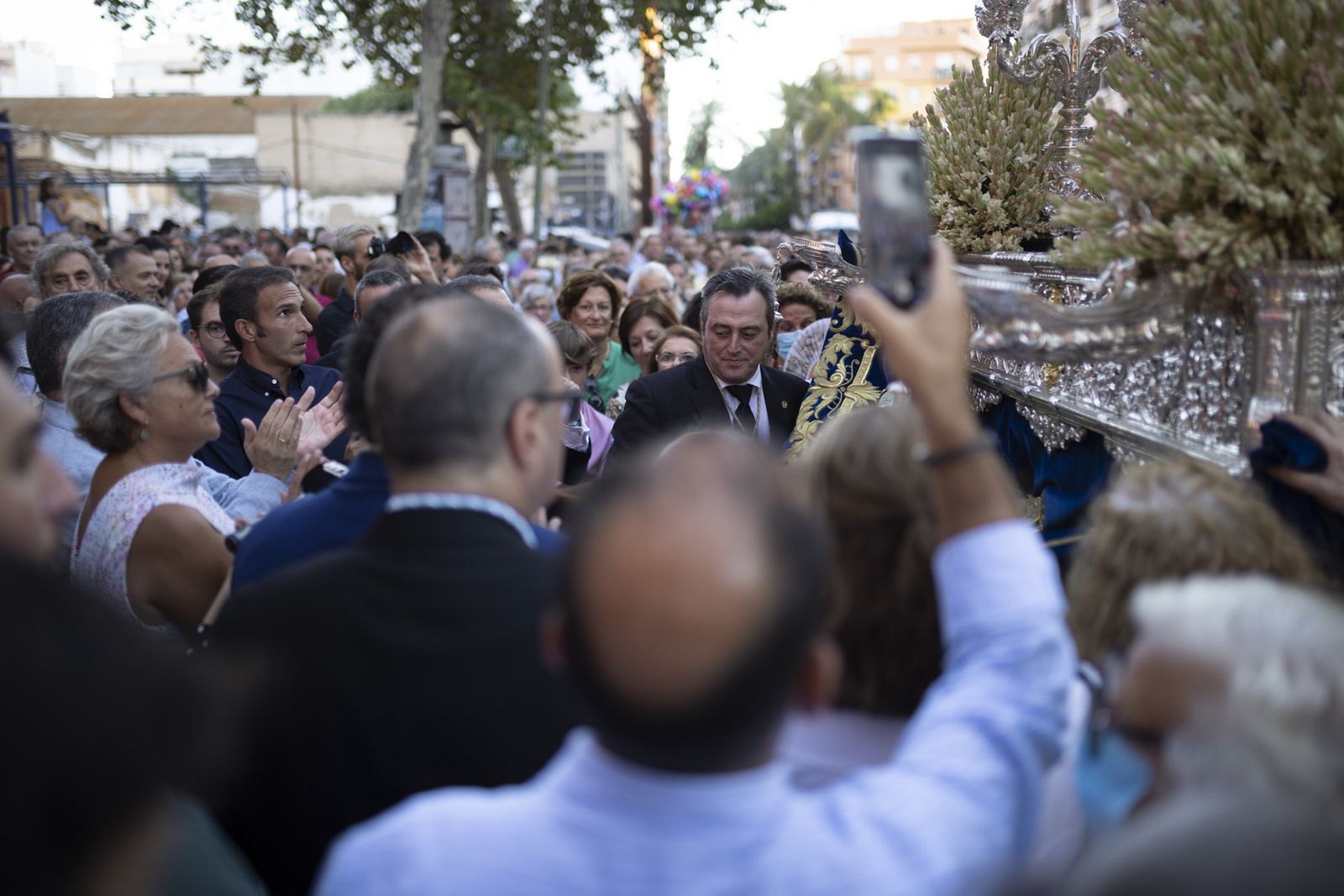 Imágenes de la salida de la Virgen de la Cinta desde la Catedral hacia el Santuario
