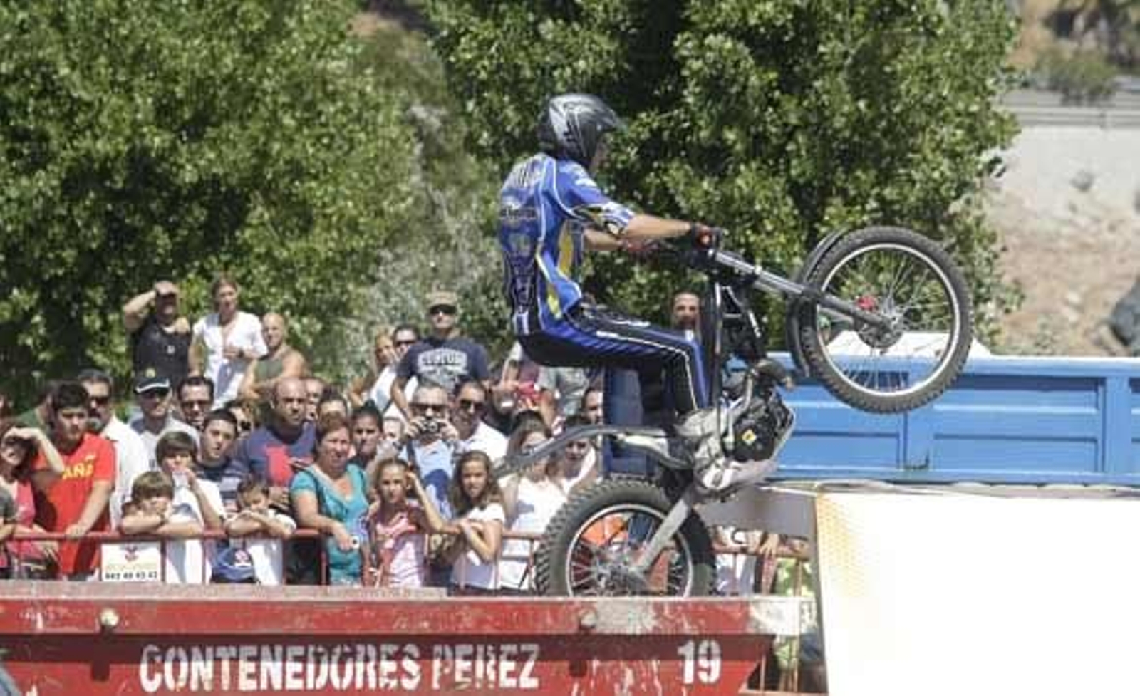 500 motos se dieron lugar en el parque feria como colofón de la gran fiesta motera Delfines 2010

Foto: Erasmo Fenoy