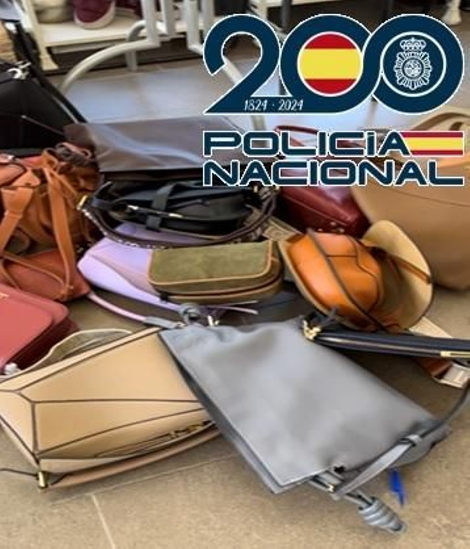 Artículos de lujo falsificados que han sido intervenidos por la Policía