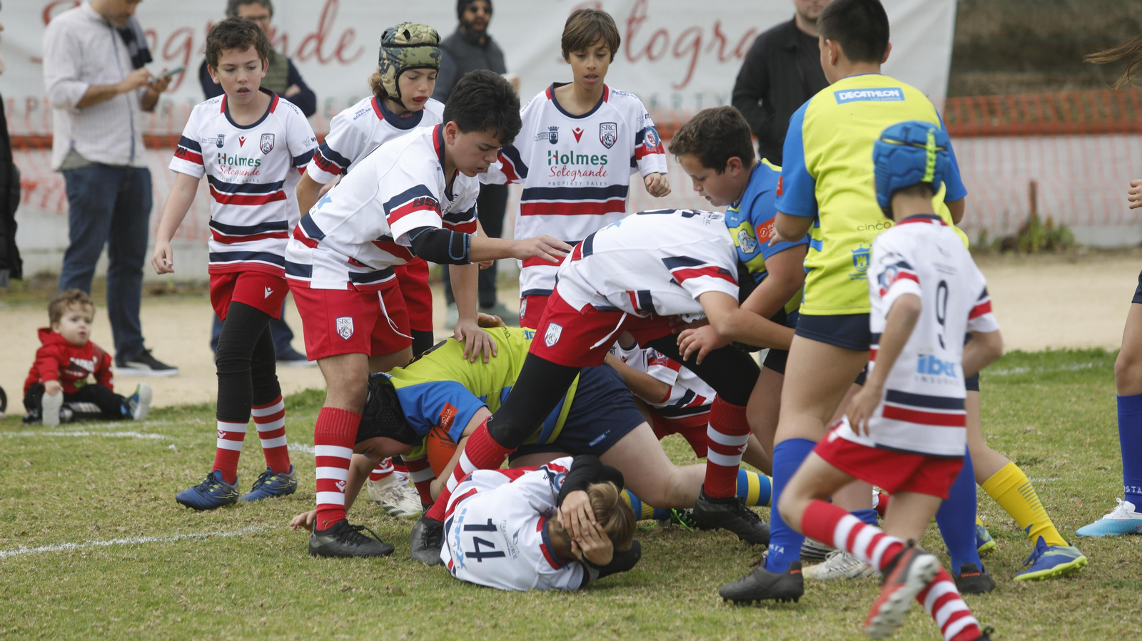 Las fotos de la Jornada de escuelas de rugby en Pueblo Nuevo de Guadiaro