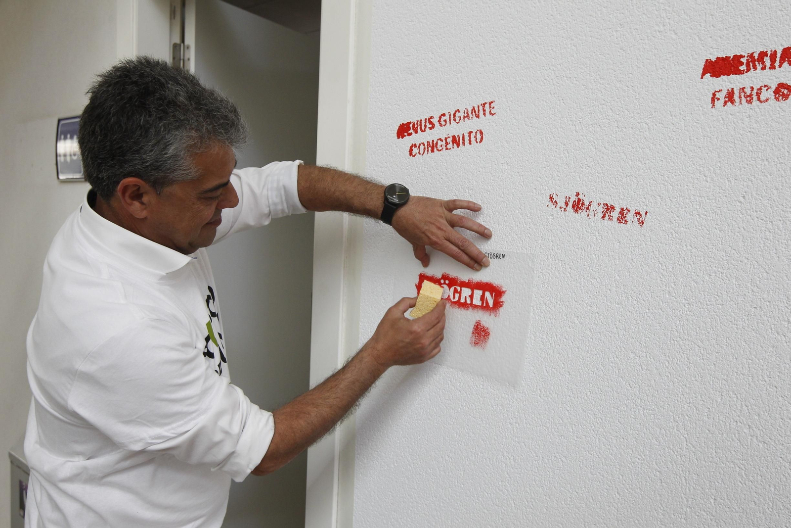 Fotos mural reivindicativo enfermedades raras Universidad de Almería-UAL