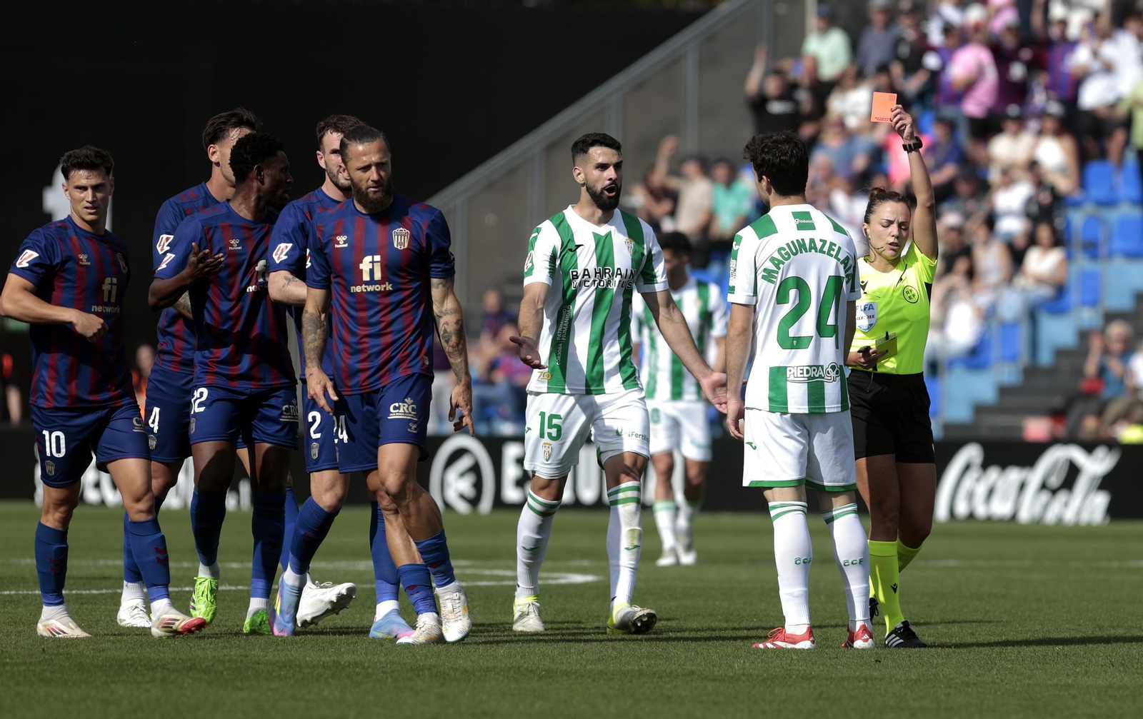 Las mejores fotos del Eldense - Córdoba CF en el Nuevo Pepico Amat