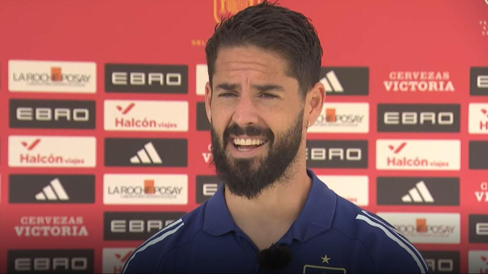 Isco en una entrevista en Las Rozas con RTVE Isco en una entrevista en Las Rozas con RTVE