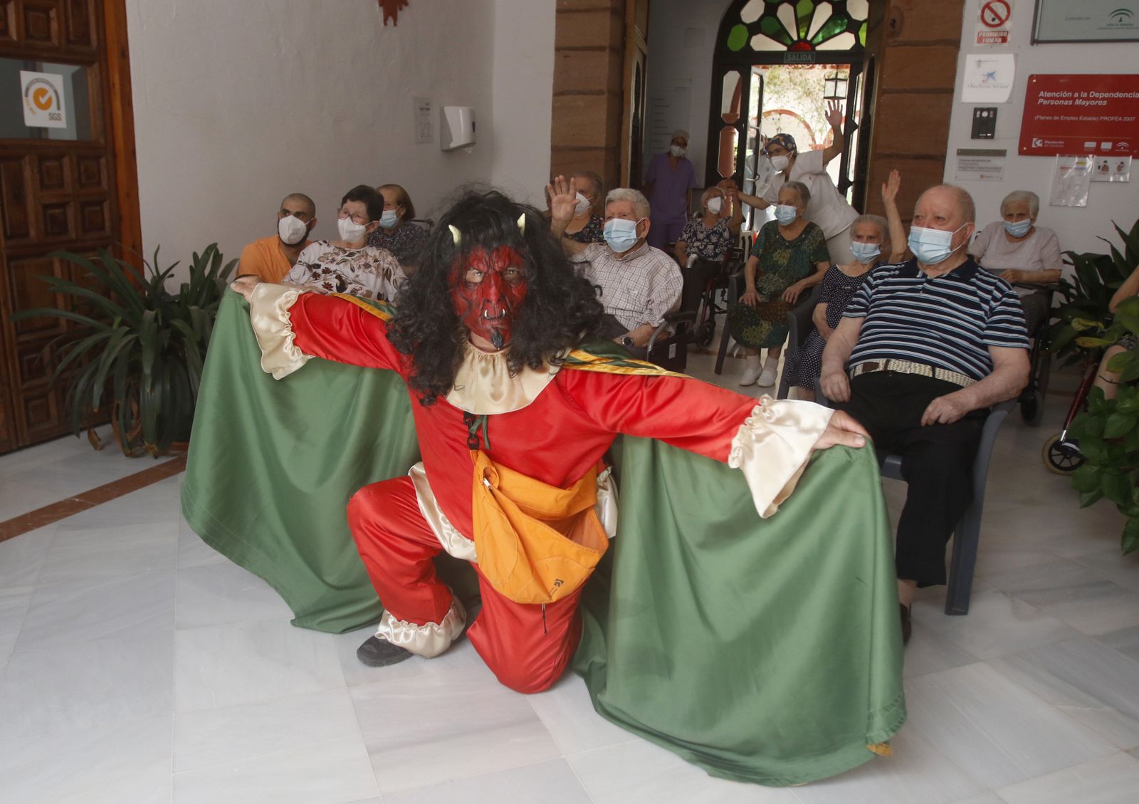 El terror de la Diablilla por las calles de Montoro, en fotografías