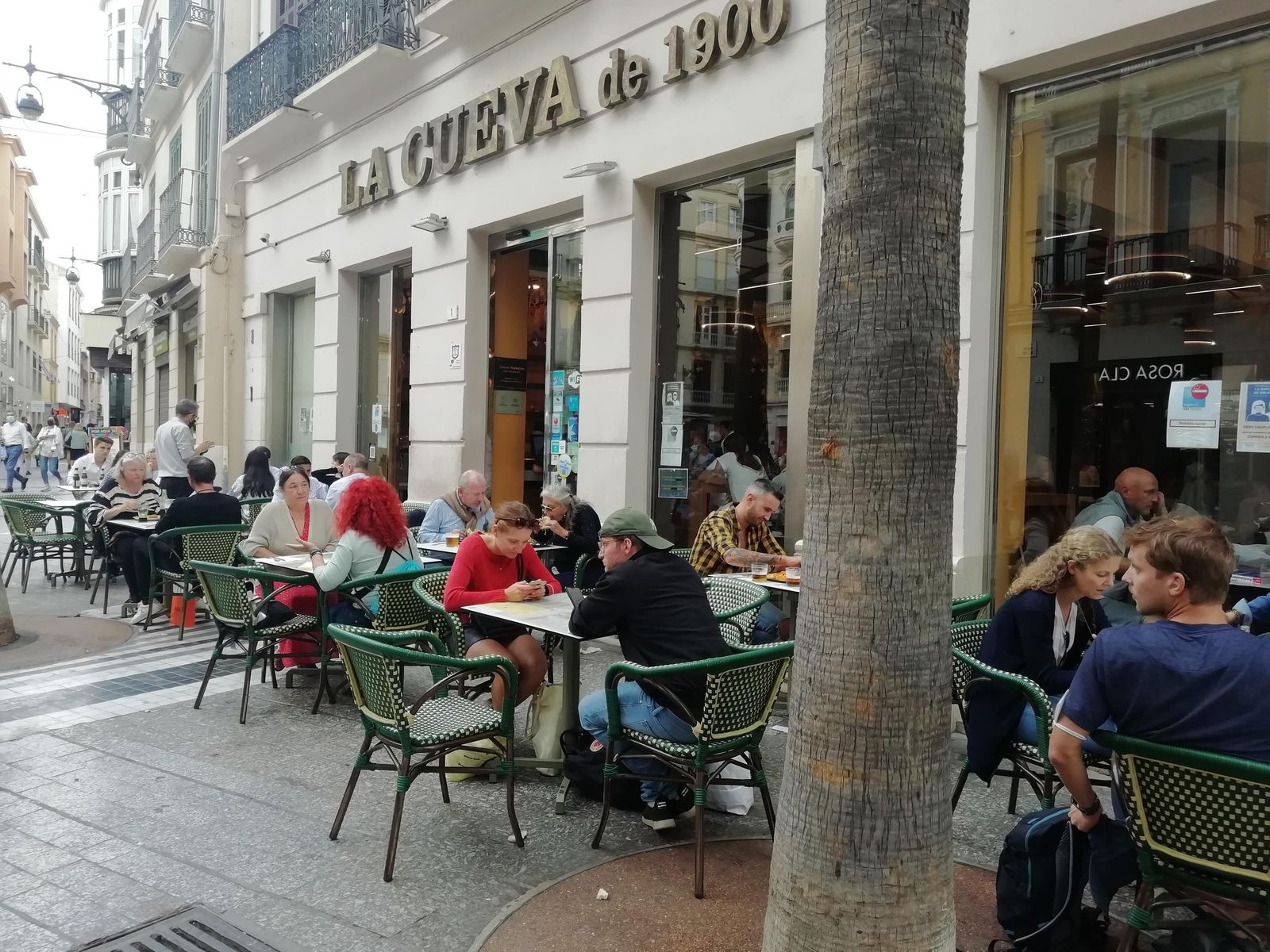 Restaurante cercano a la calle Larios