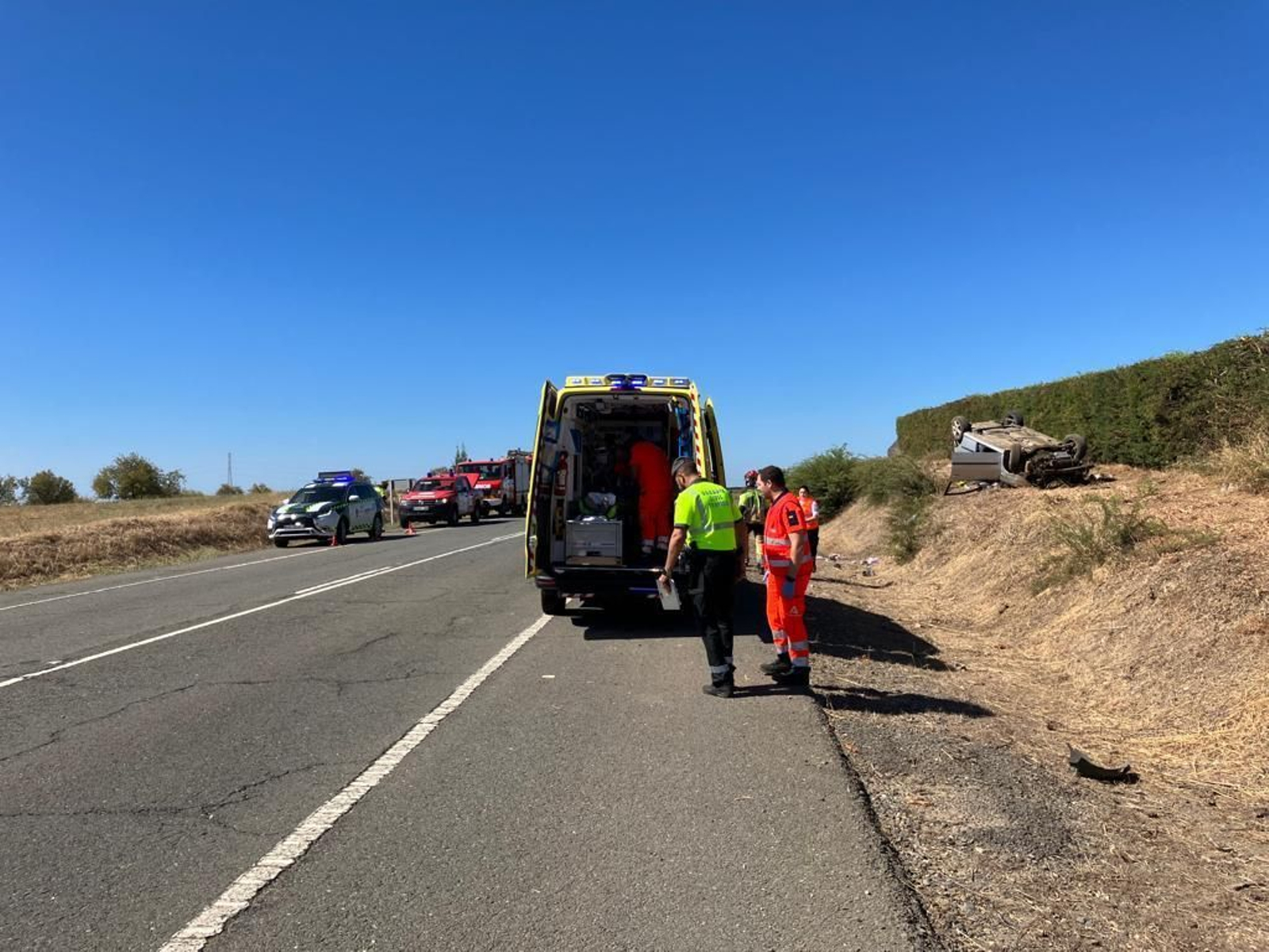 Así ha quedado un vehículo tras sufrir un aparatoso accidente en Gibraleón