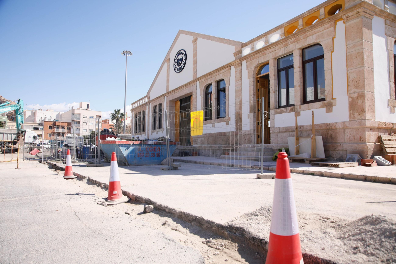 Las imágenes de la visita a la obras del Puerto de Almería