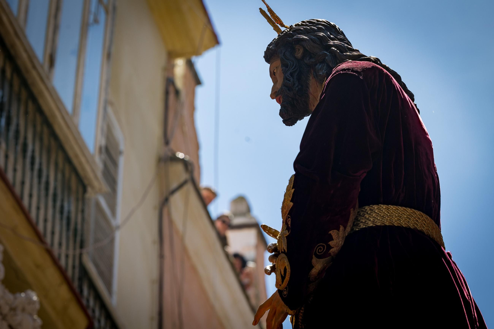 Imágenes de la salida de Las Penas en la Semana Santa de Cádiz 2025 Imágenes de la salida de Las Penas en la Semana Santa de Cádiz 2025