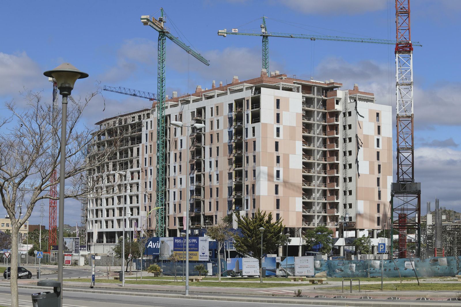 El Distrito Teatinos, en fotos