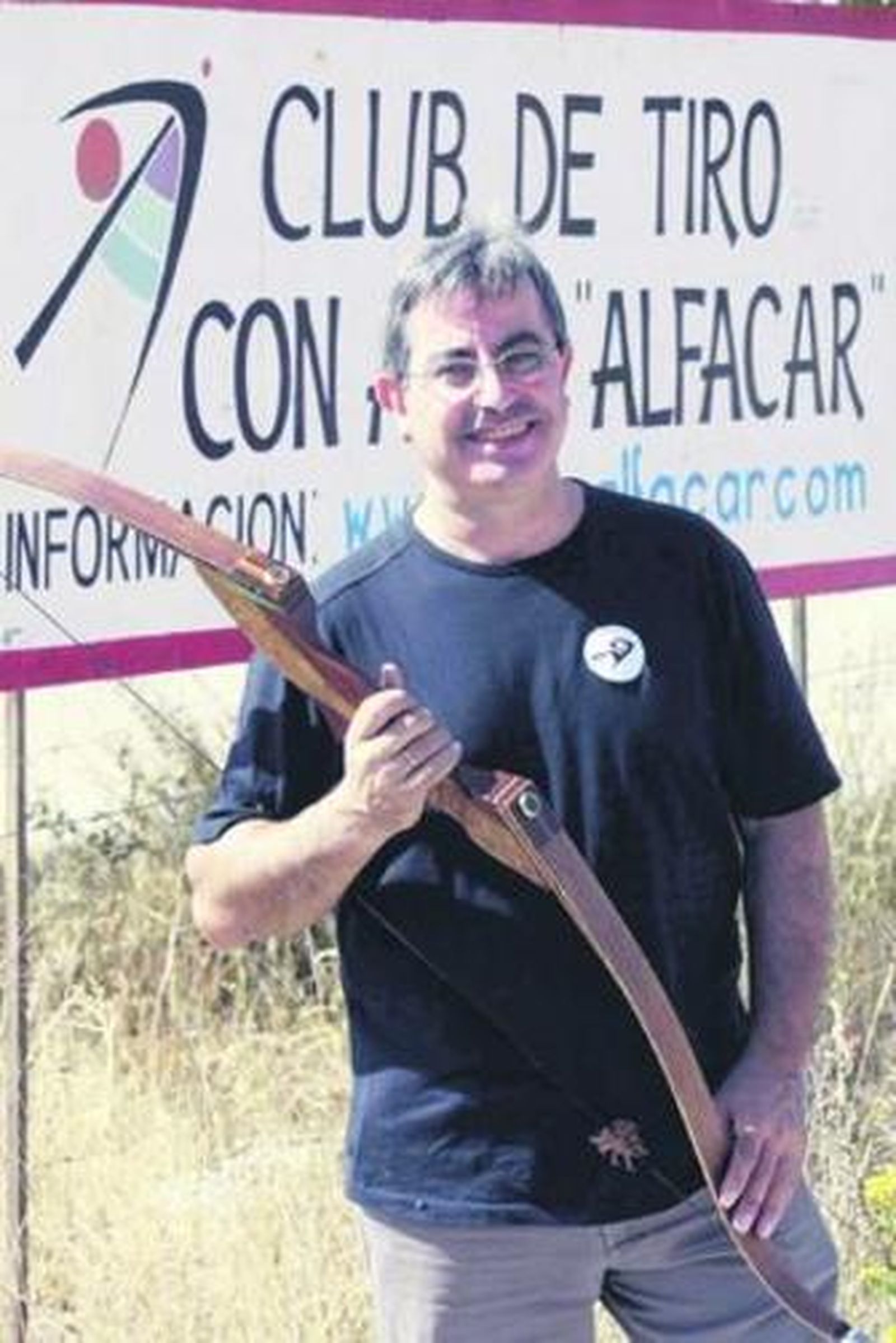 Jesús Rubio en el campo de tiro del club, situado a tres kilómetros del casco antiguo de Alfacar.