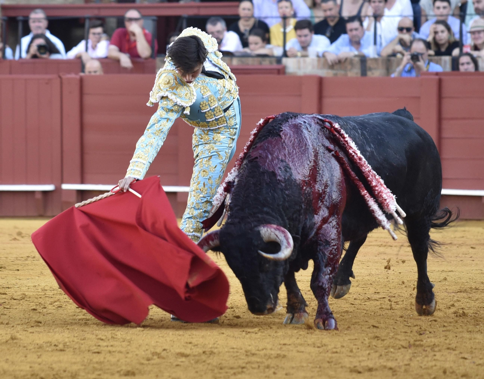 La segunda corrida de la Feria de San Miguel, en imágenes