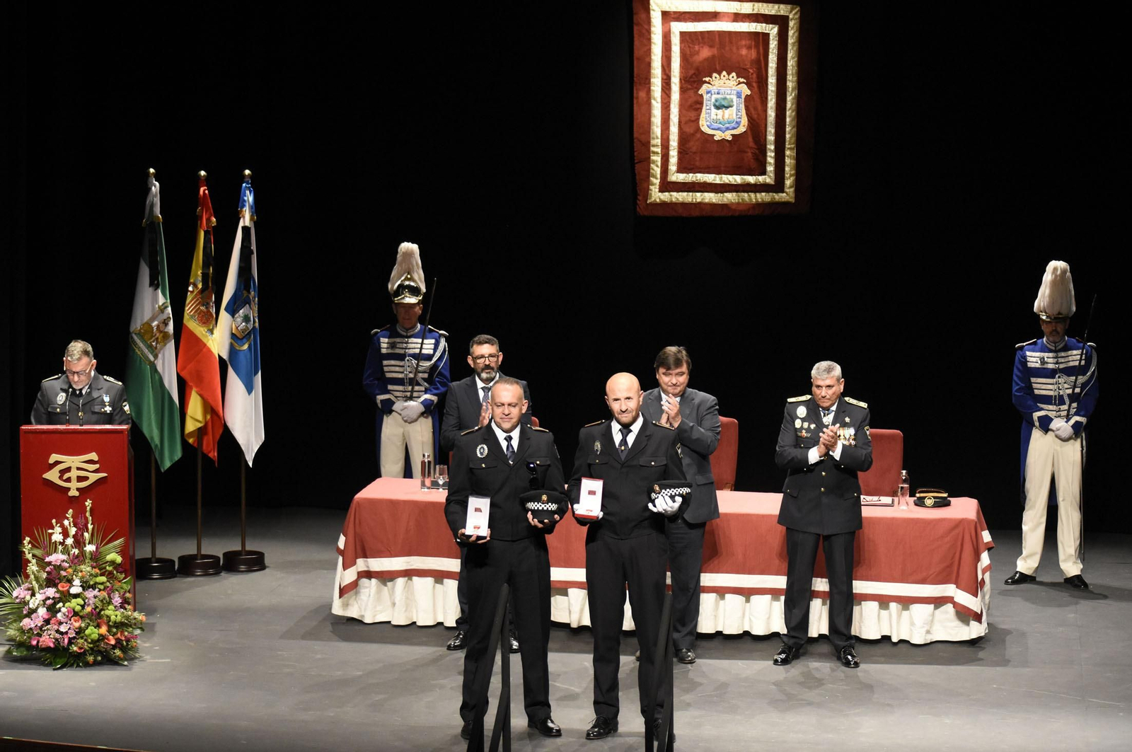 Imágenes del acto del Día de la Policía Local de Huelva