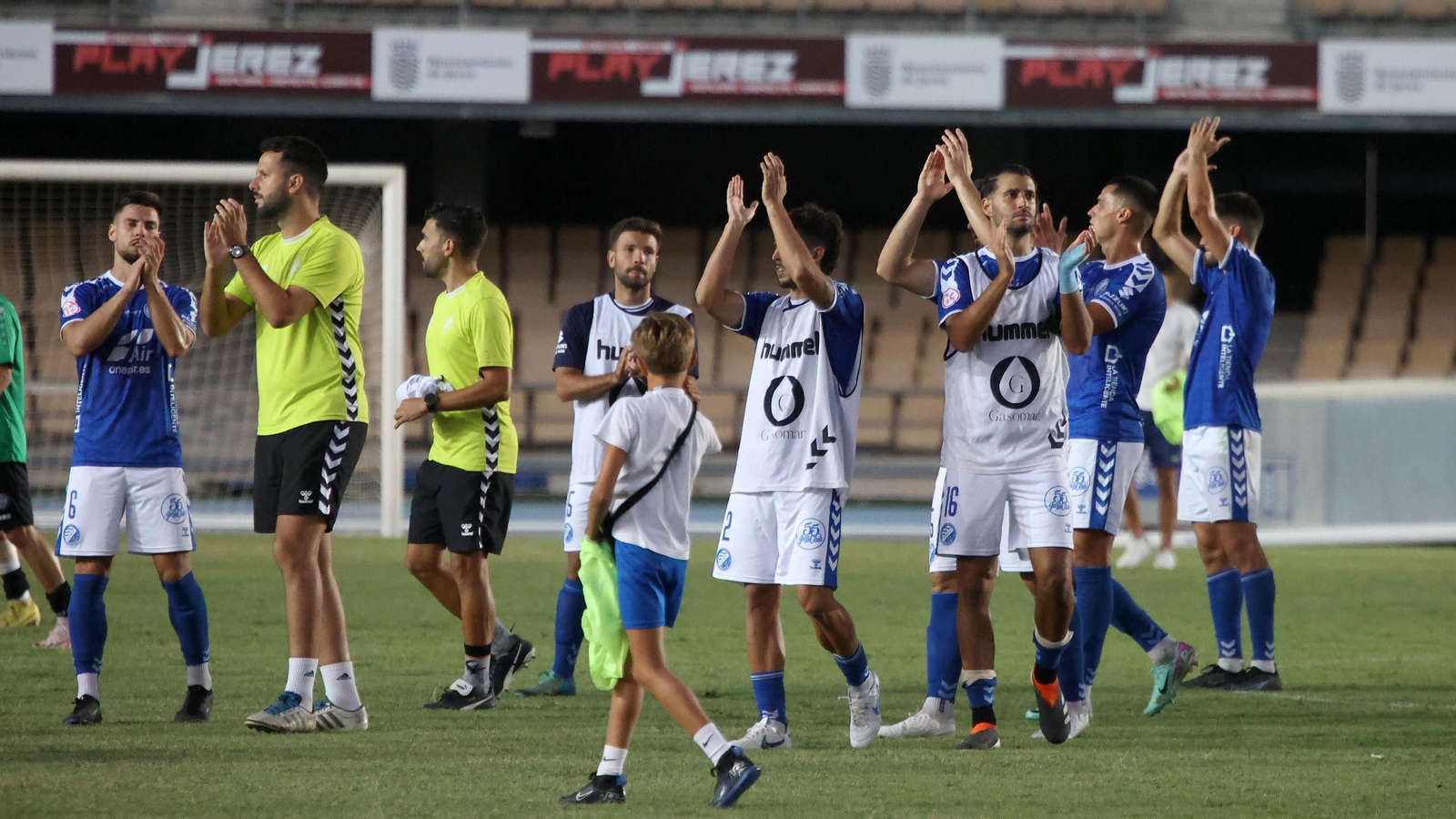 Imágenes del partido entre Xerez DFC y Juventud Torremolinos en Chapín