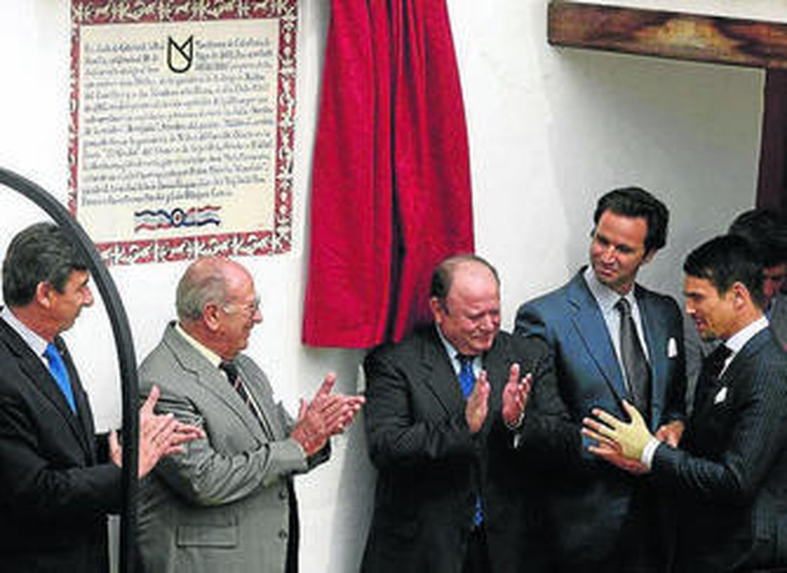 Manzanares y 'Arrojado', inmortalizados en la Maestranza