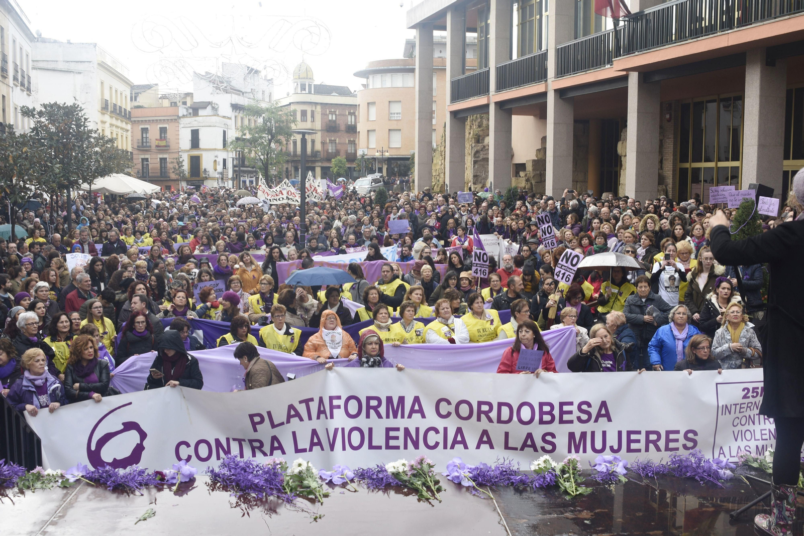 Las imágenes de la manifestación contra la violencia de género