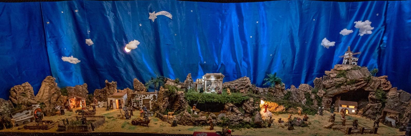 A.VV. LA TACITA DE PLATA Lugar: c/ Bulería, 7 Horario: Laborables: 19.00 h. a 21.00 h. Festivos: 12.00 h. a 14.00 h