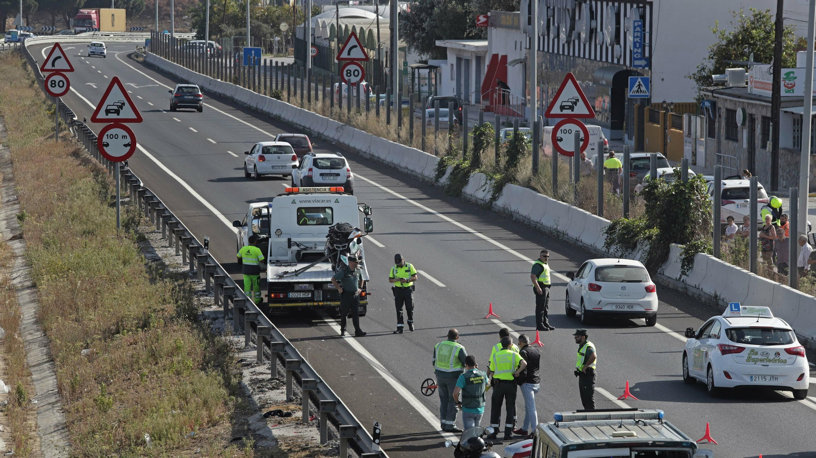 Guarcia Civil muerto en en un accidente de tráfico en la A7