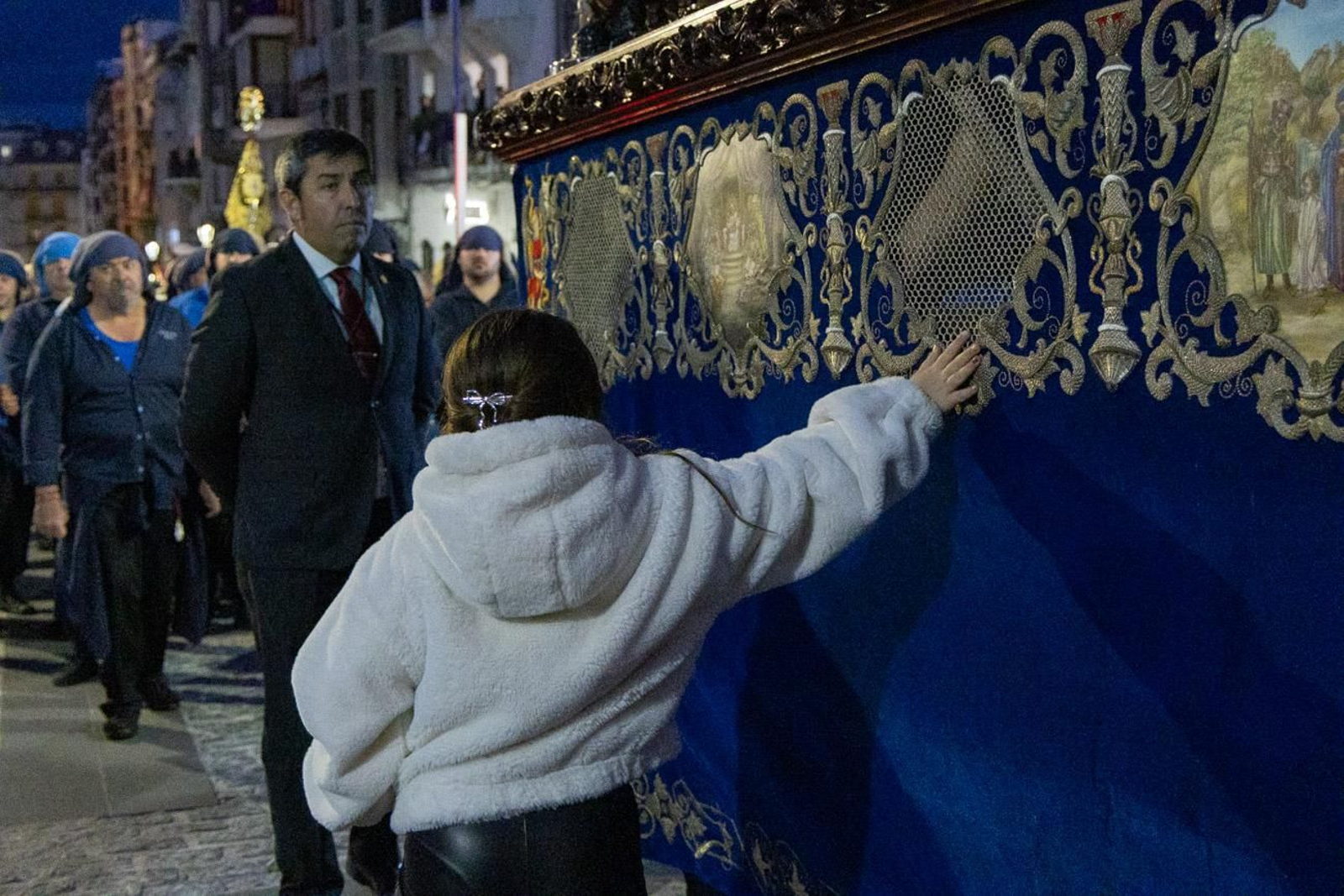 Los jiennenses se entregan a una tarde de Amor, Perdón y Esperanza.
