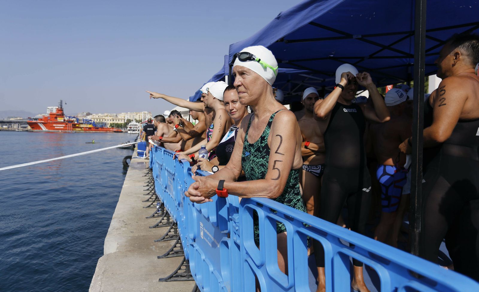 Fotos de la 60ª Travesía a Nado del Puerto de Málaga