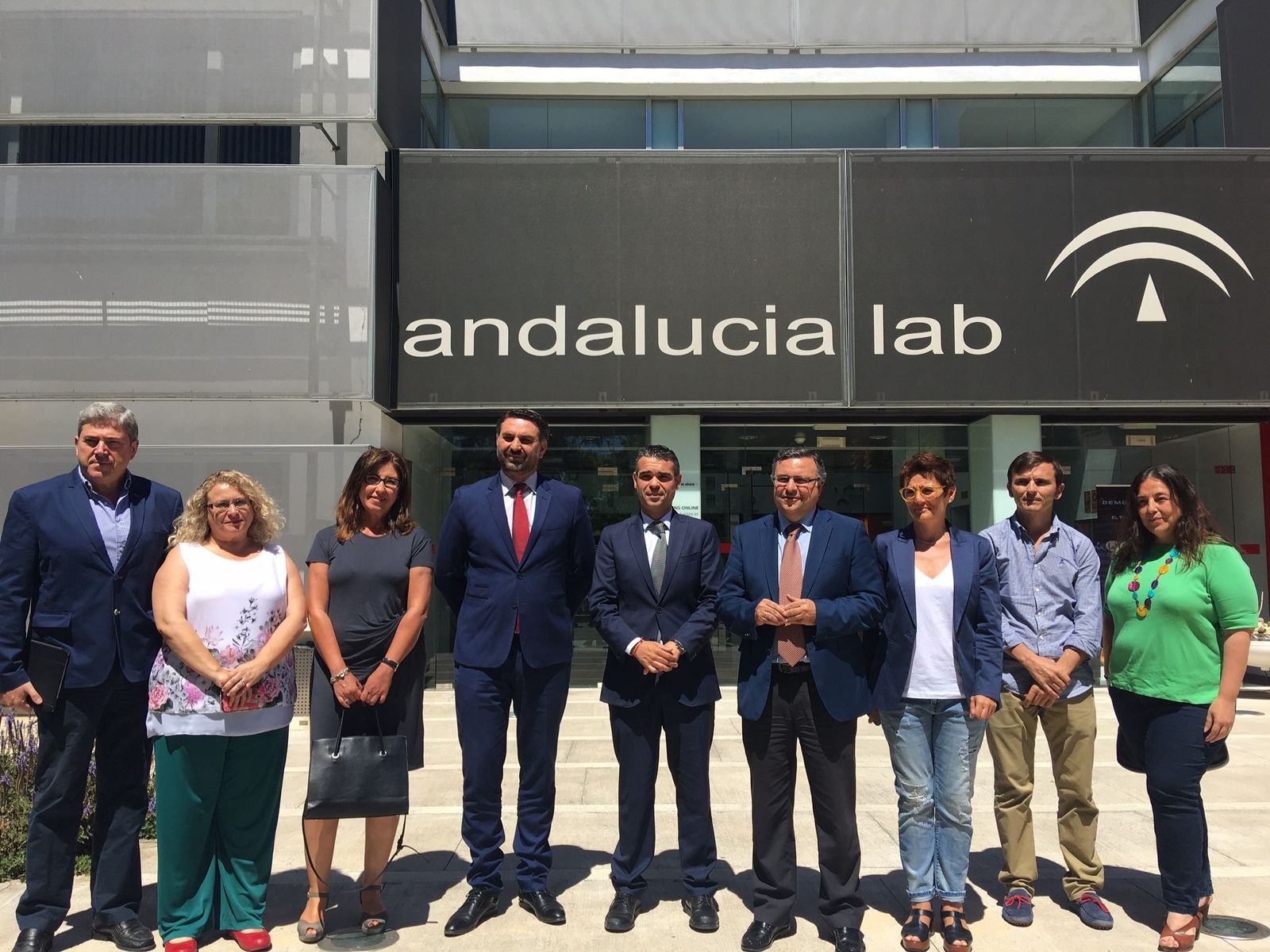 La Junta actuará contra los portales que ofrezcan viviendas turísticas sin registro