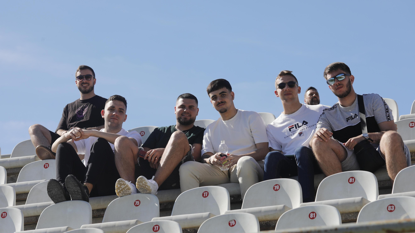 Fotos de la afición durante el Algeciras - Alcorcón en el Nuevo Mirador