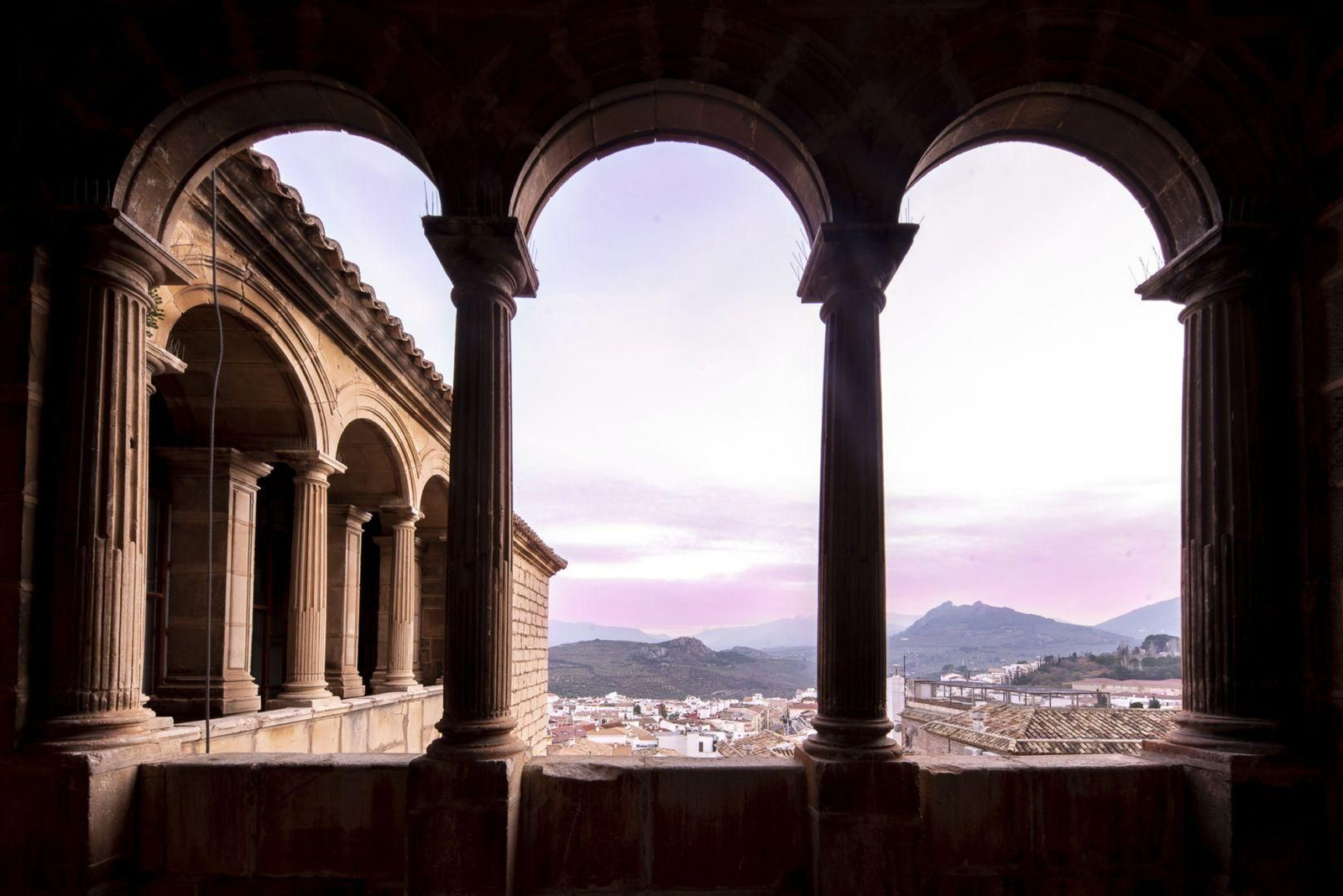 Las galerías altas de la Catedral de Jaén son el lugar perfecto para disfrutar de vistas preciosas de la ciudad.
