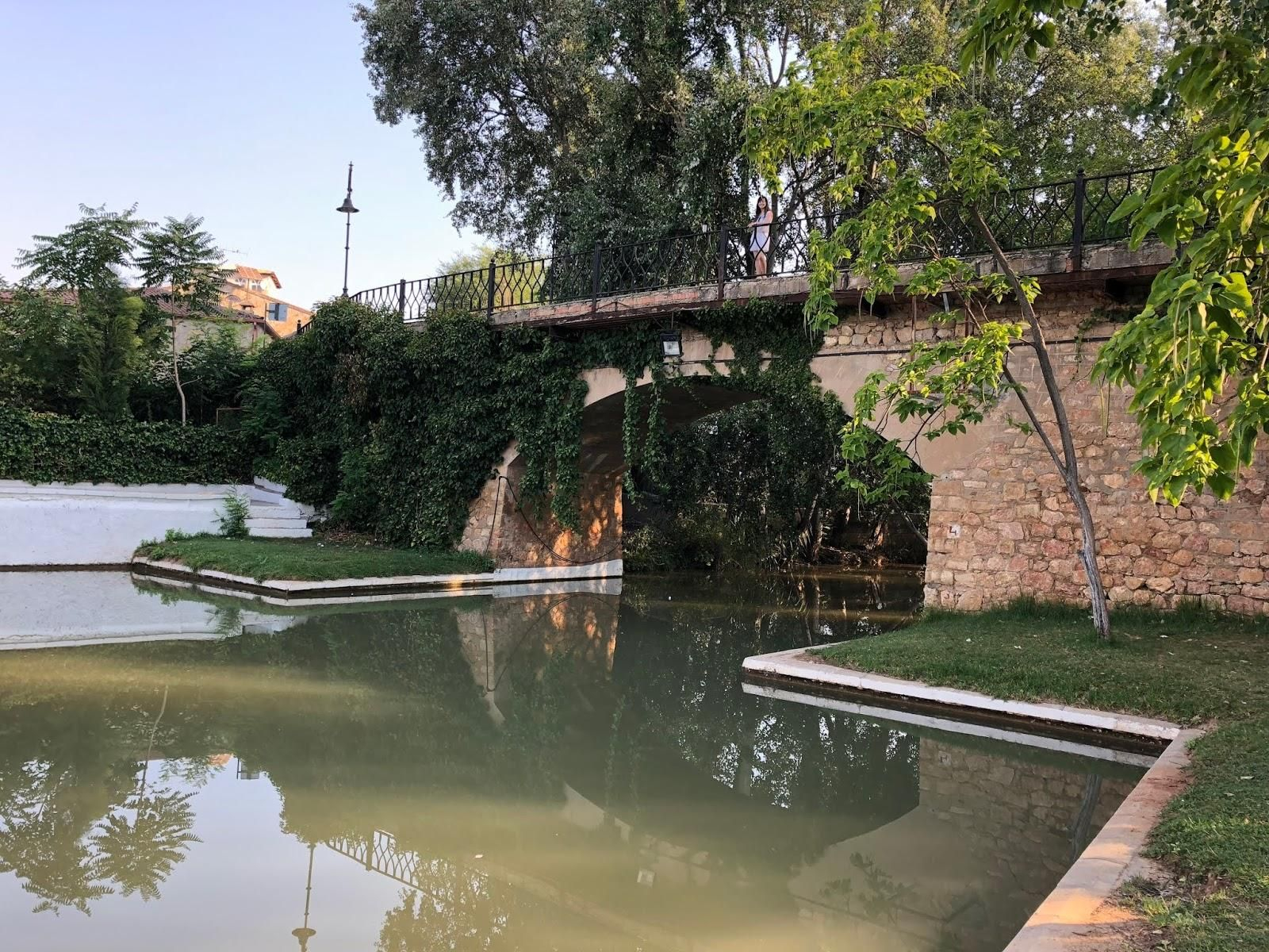 El río Aguascebas llena de agua y vida este oasis veraniego en Mogón. El río Aguascebas llena de agua y vida este oasis veraniego en Mogón.