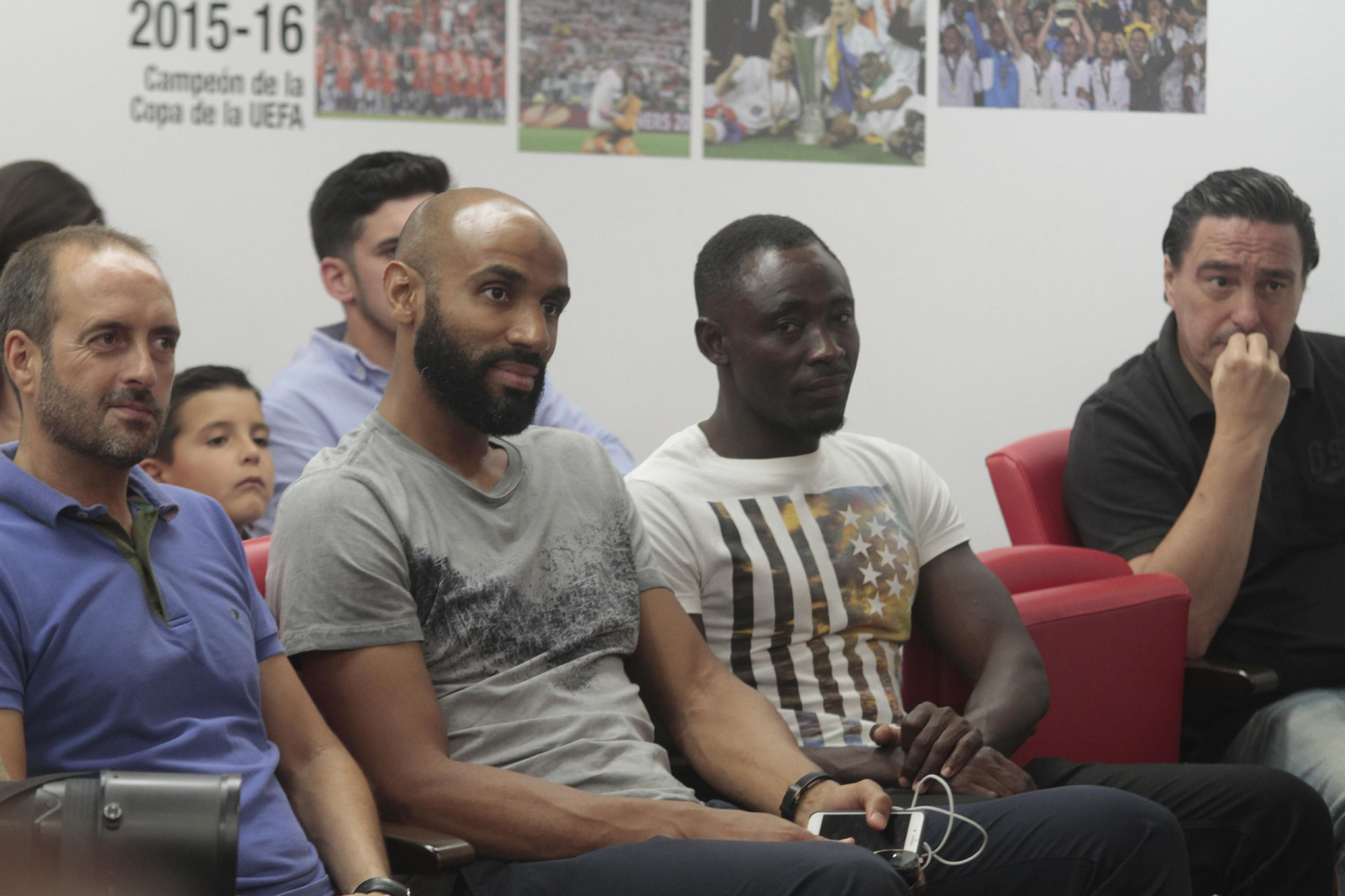 La presentación de Jesús Navas, en imágenes