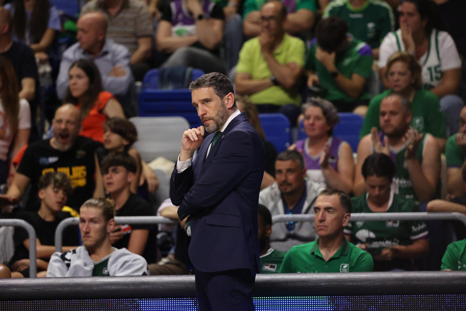 Ibon Navarro, durante el Unicaja-UCAM