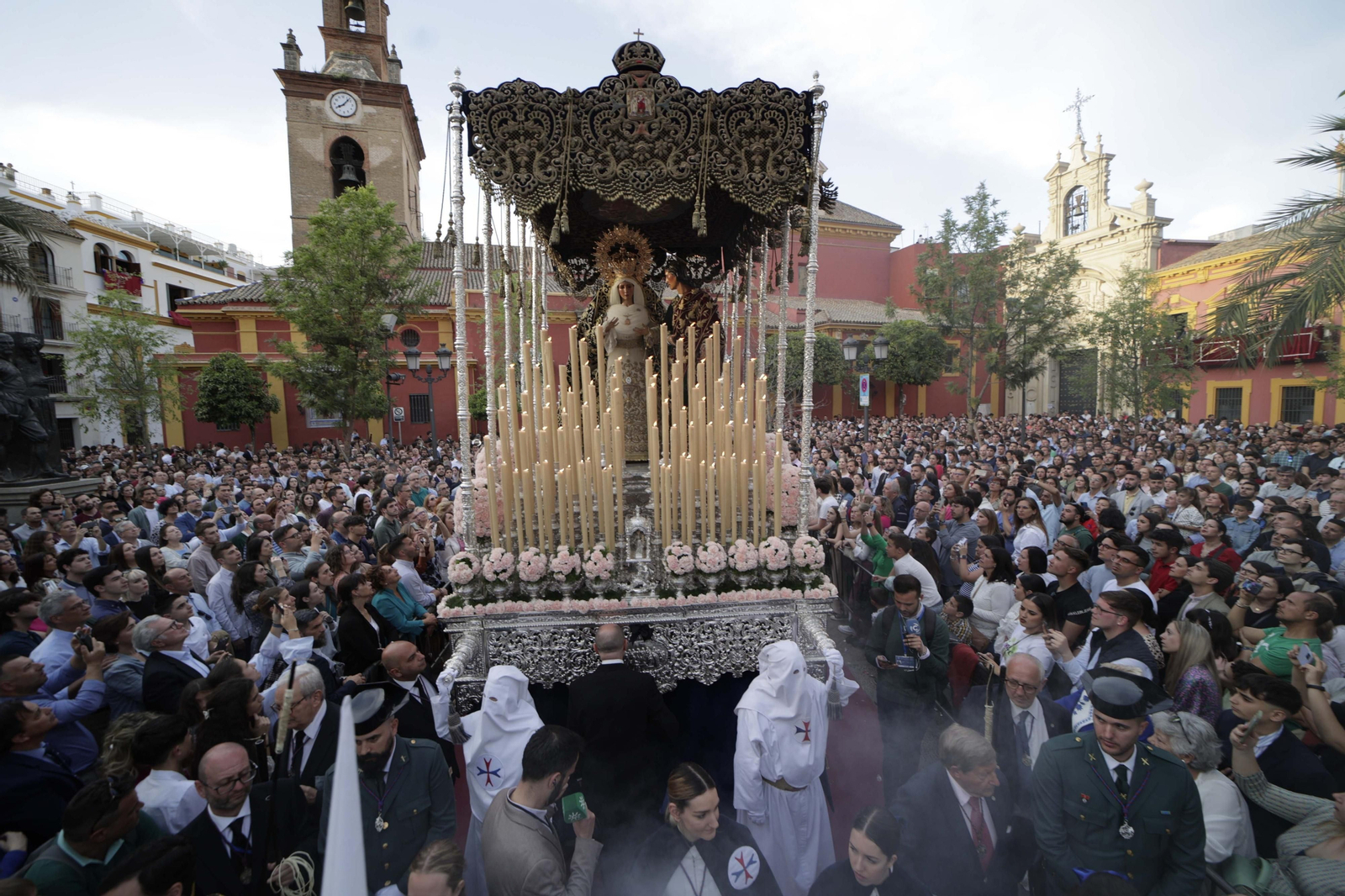 Las imágenes de la Hermandad del Dulce Nombre en la Semana Santa de Sevilla