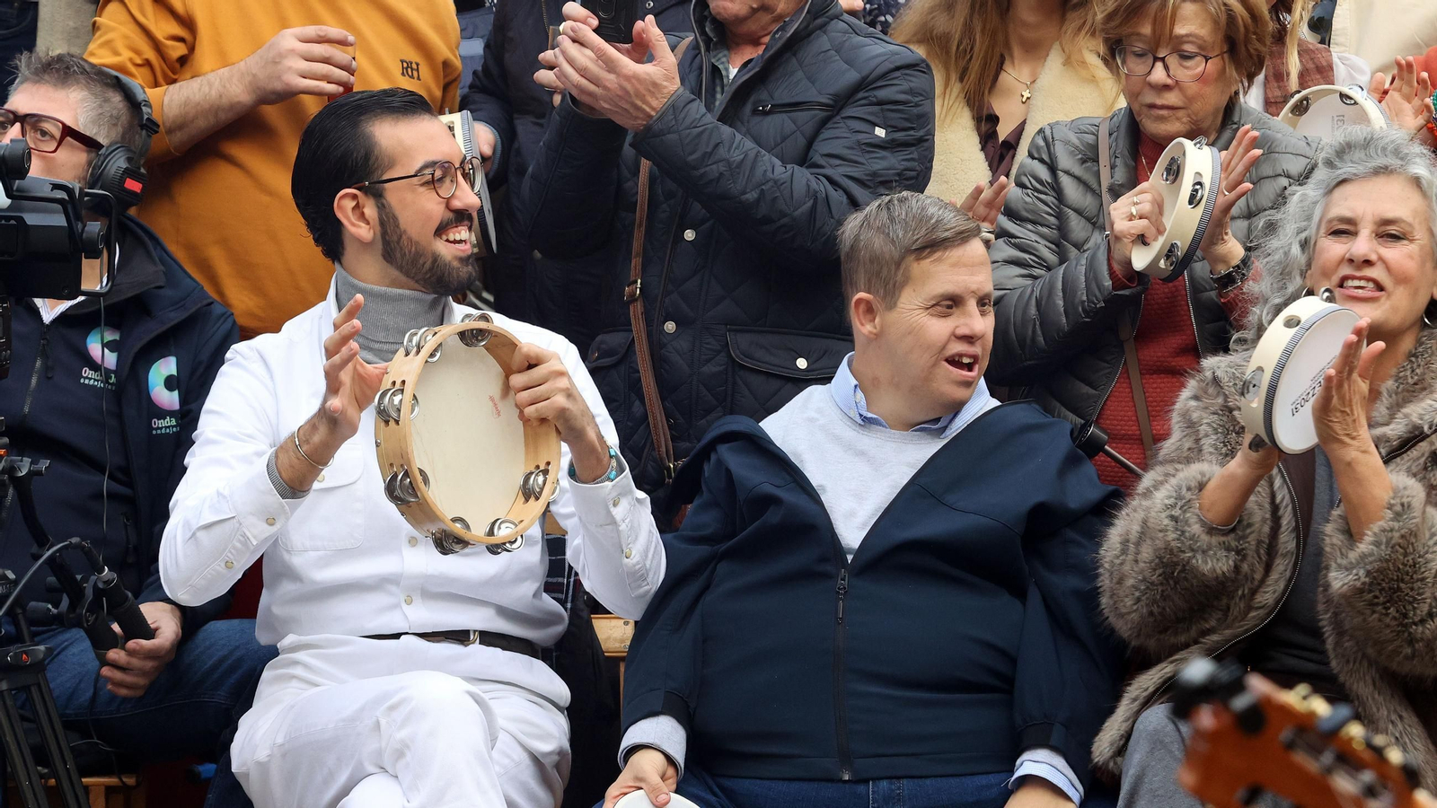 Imágenes de la zambomba BIC en Jerez