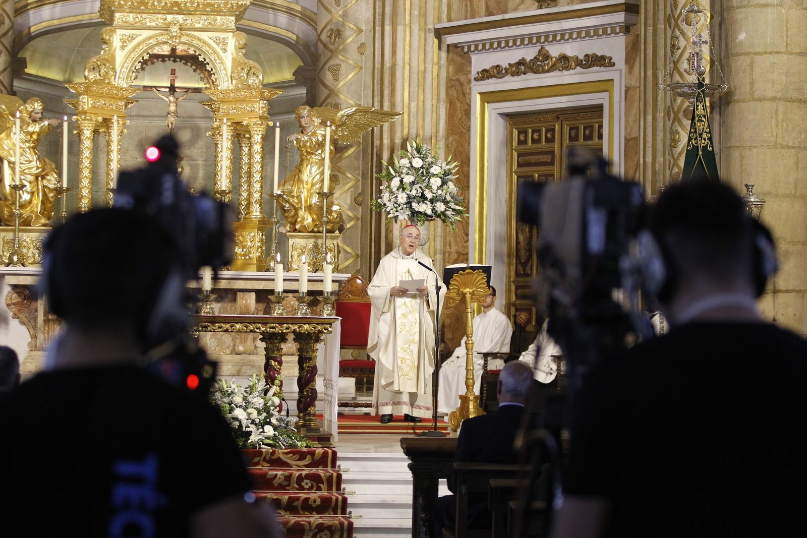 Fotogalería misa V Centenario Hermandad Virgen del Mar. Almería