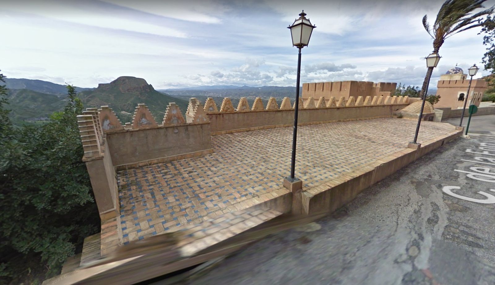 El derrumbe de un mirador en la sierra de Turre, en imágenes