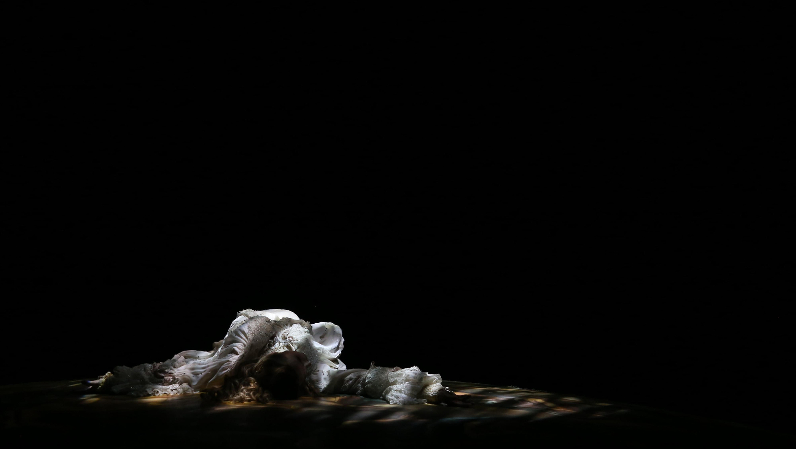 Las imágenes de 'Adriana Lecouvreur' en el Maestranza