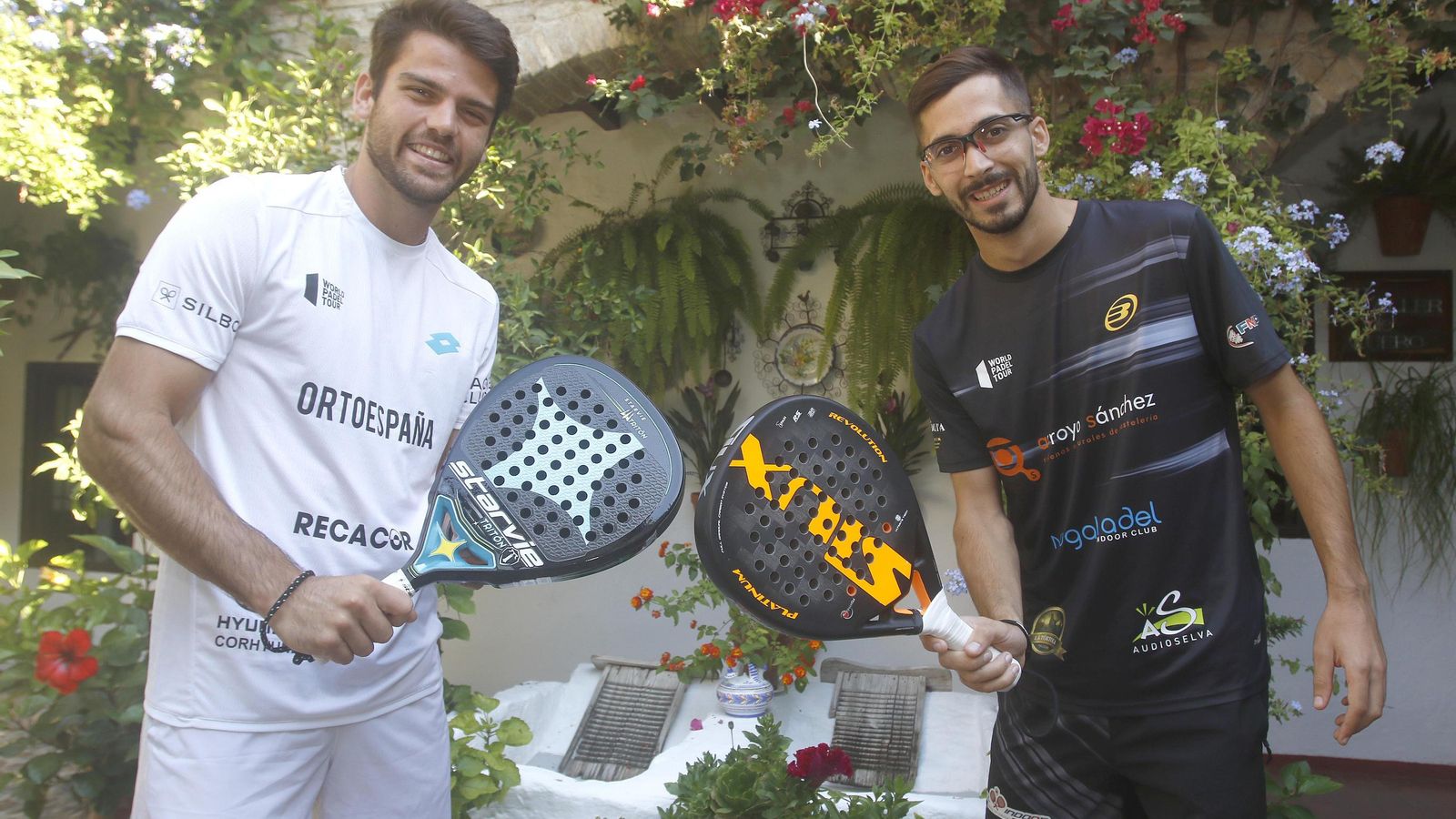 Javi Garrido y Xisco Gil en el Patio San Basilio, 44.