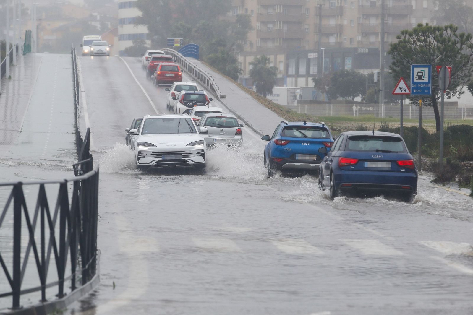 Fotos del temporal de lluvia y viento por la borrasca Kristin en el Campo de Gibraltar