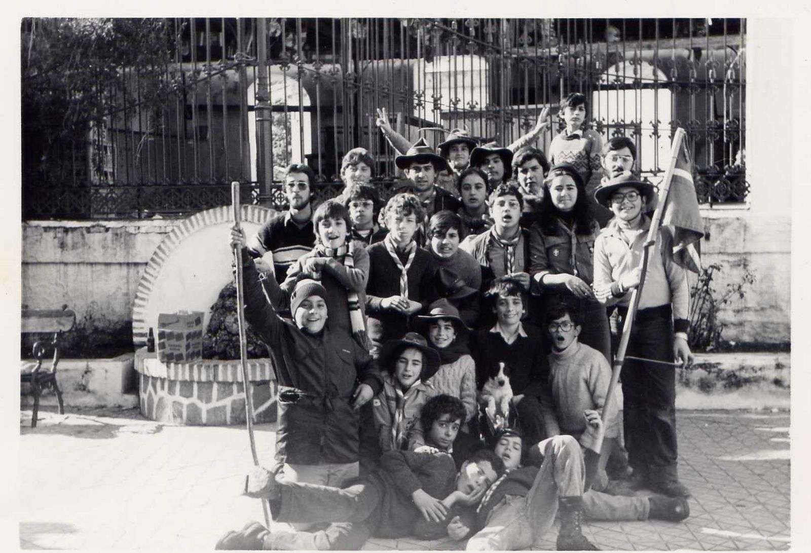 Una foto en Villaluenga del campamento de Navidad de 1979.