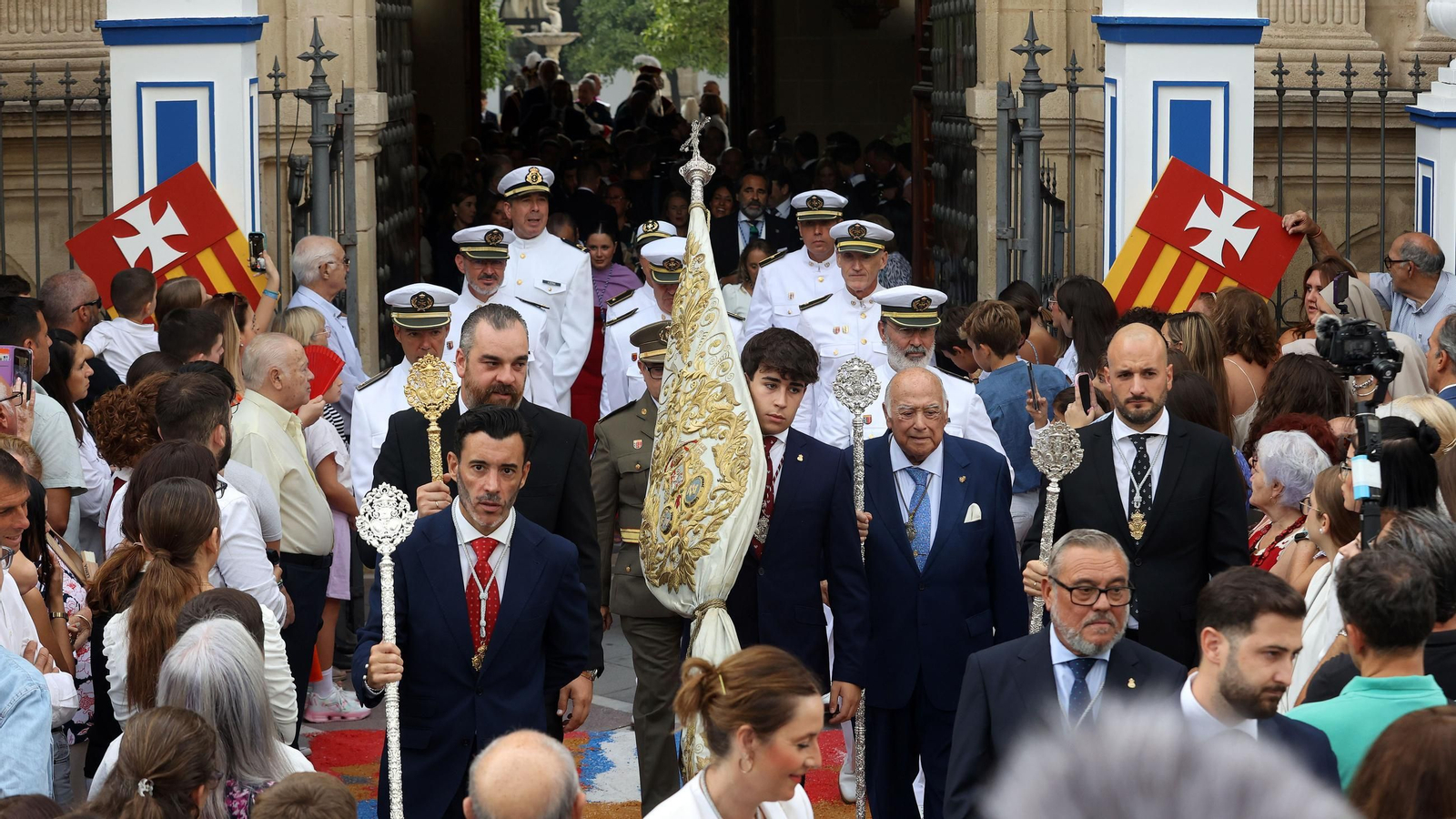 Imágenes de la procesión de La Patrona de Jerez