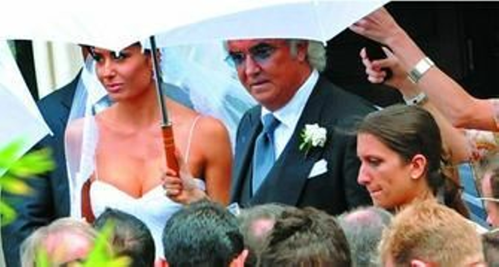 Flavio Briatore deja su soltería a los 58 años