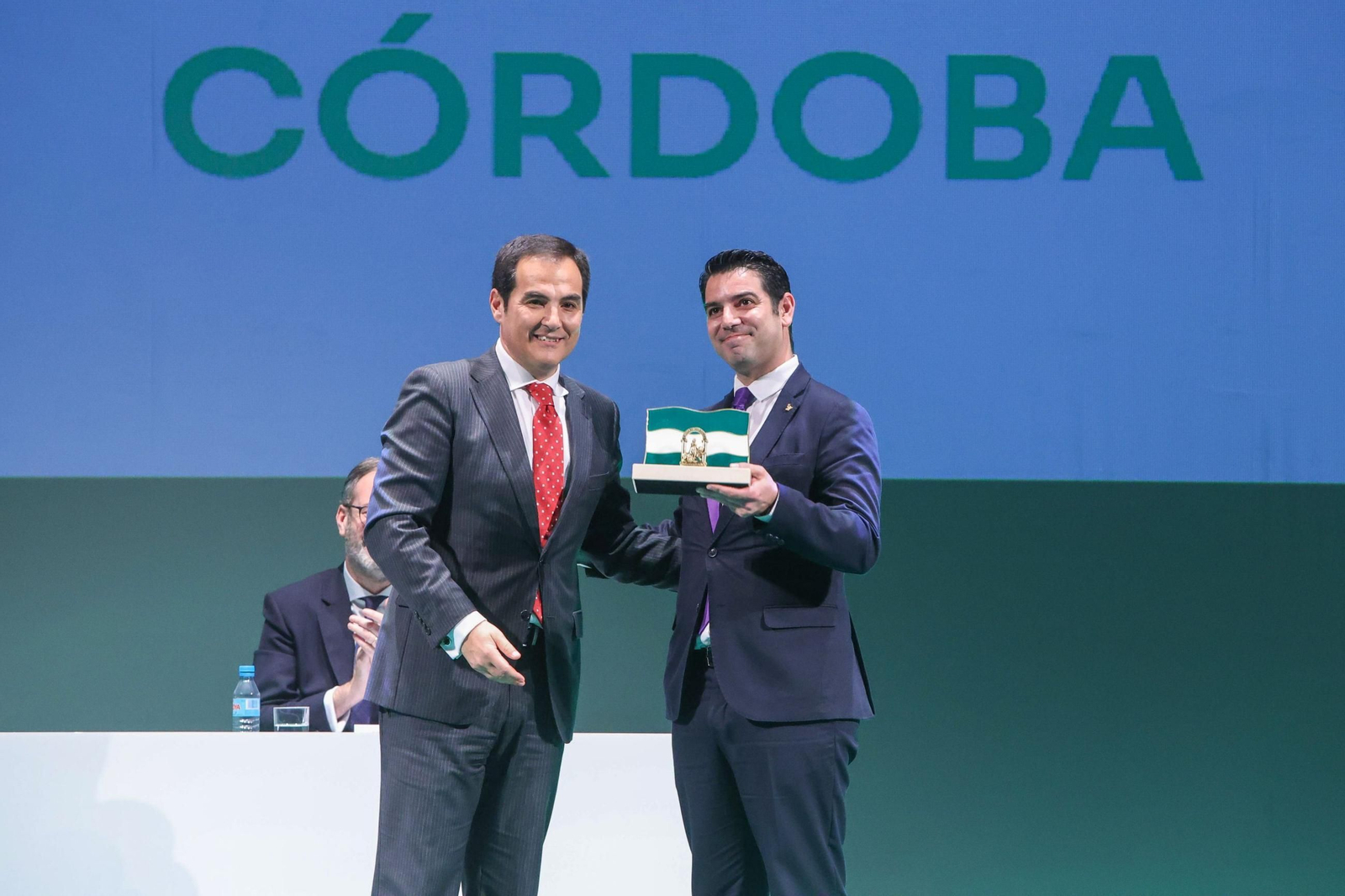 La entrega de las Banderas de Andalucía por el 28F en Córdoba, en imágenes