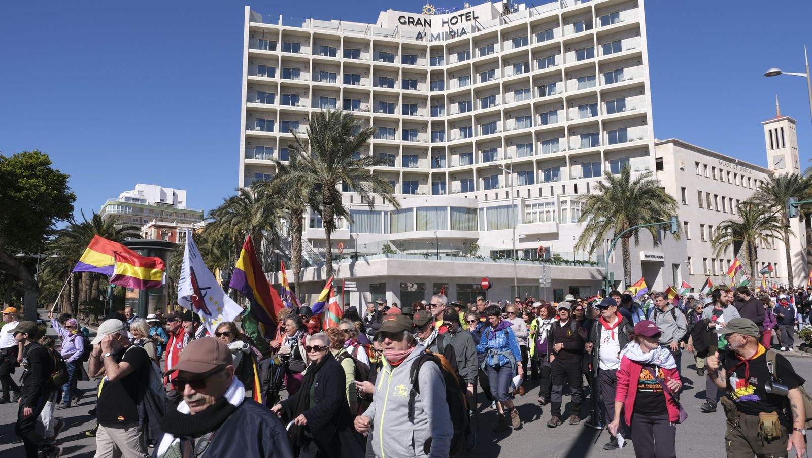 La Desbandá llega a Almería, en imágenes