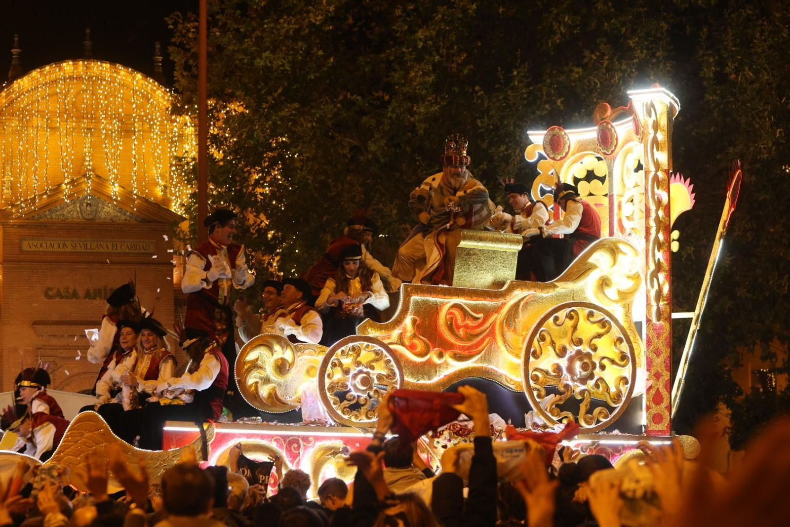 Las mejores imágenes de la noche de la Cabalgata de Reyes