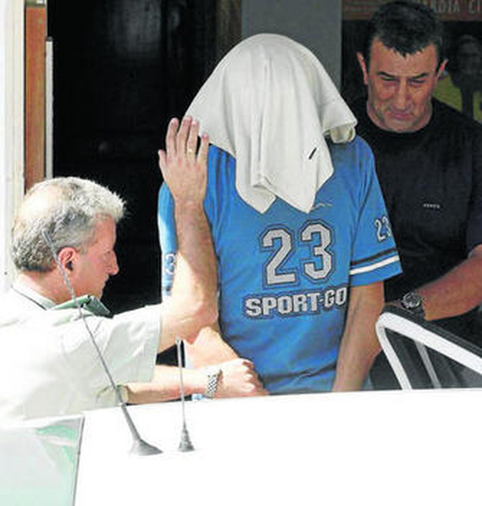 M. G. R., tras declarar ante el juez de instrucción.