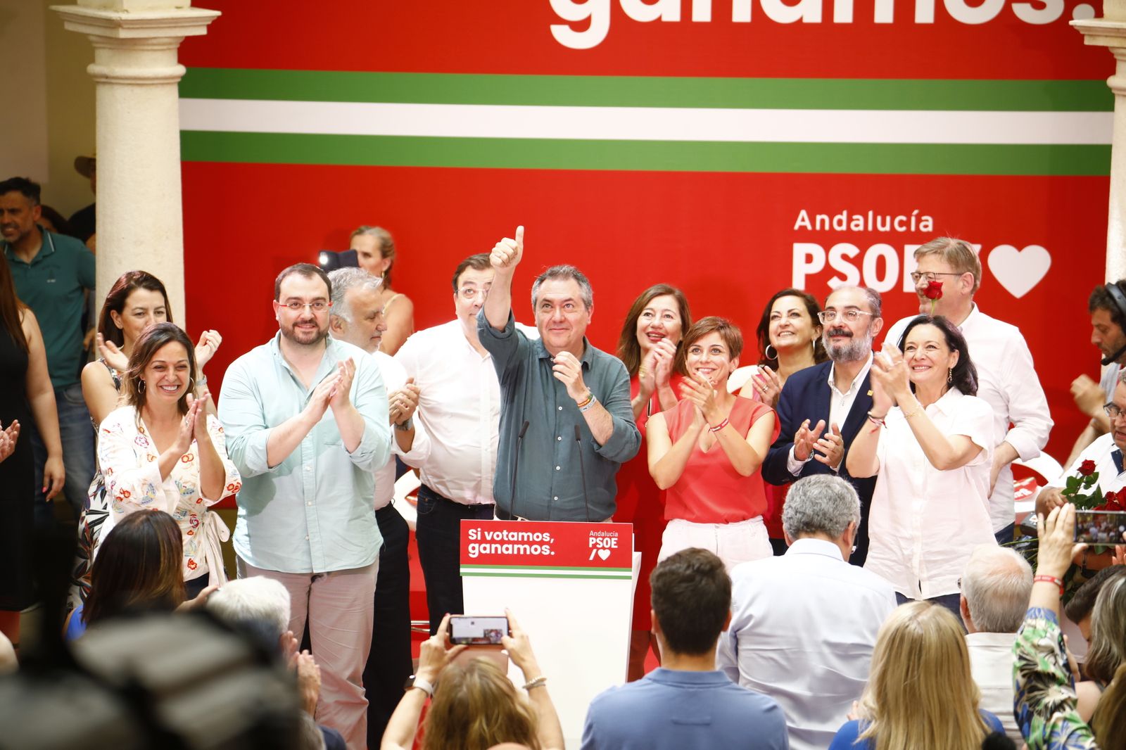 Elecciones Andalucía: La visita de los barones del PSOE en Córdoba, en imágenes