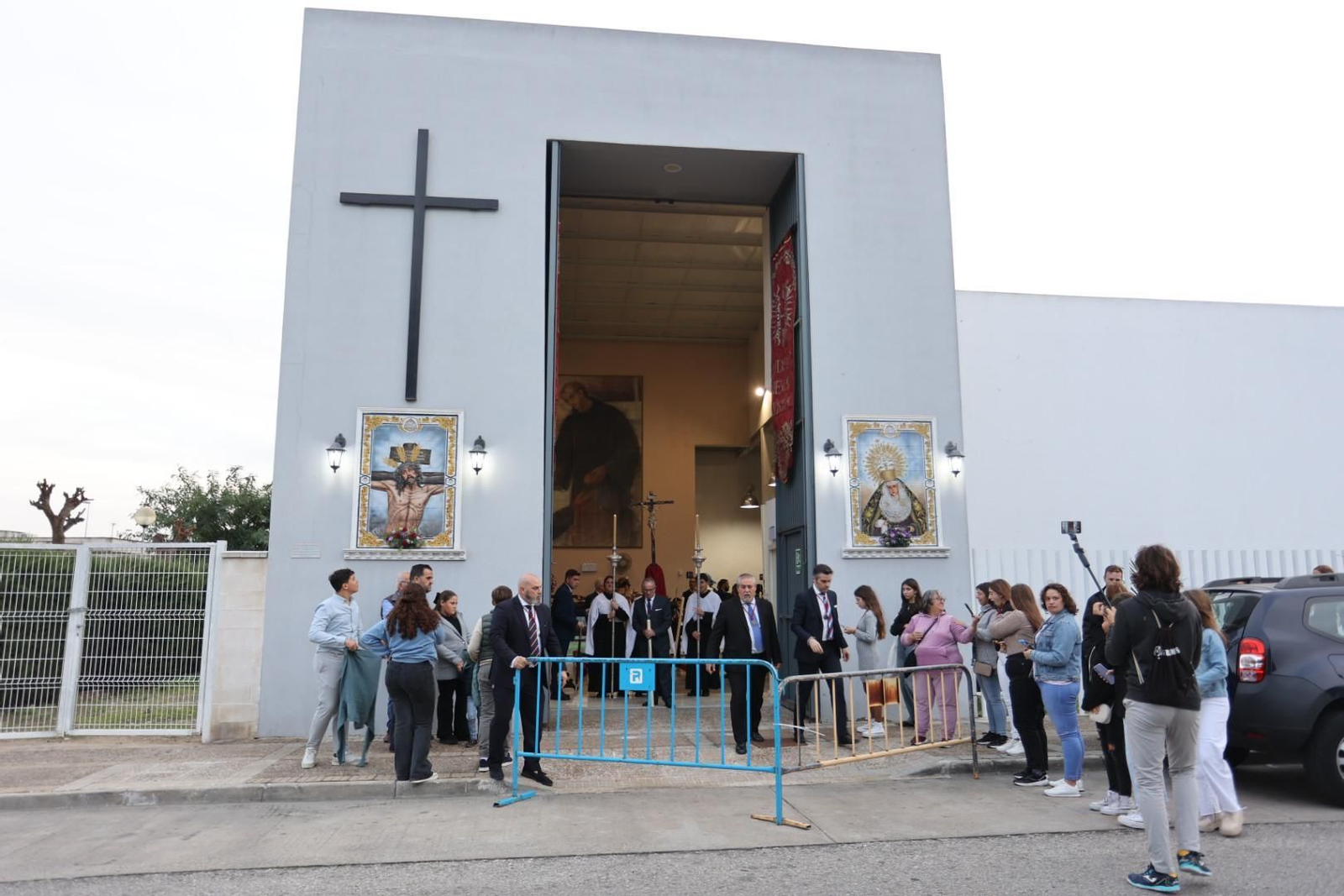 Traslado de las imágenes de la Hermandad de la Sed a la Iglesia de San Miguel