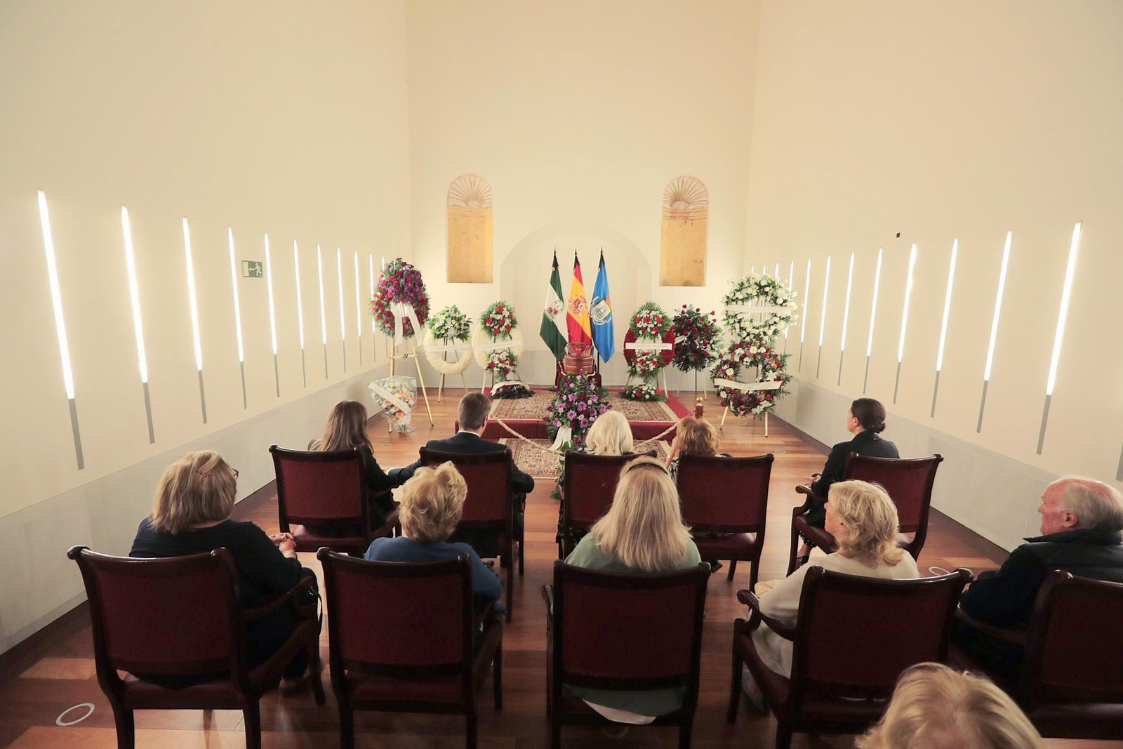 Capilla ardiente de Pepe Oneto en San Fernando