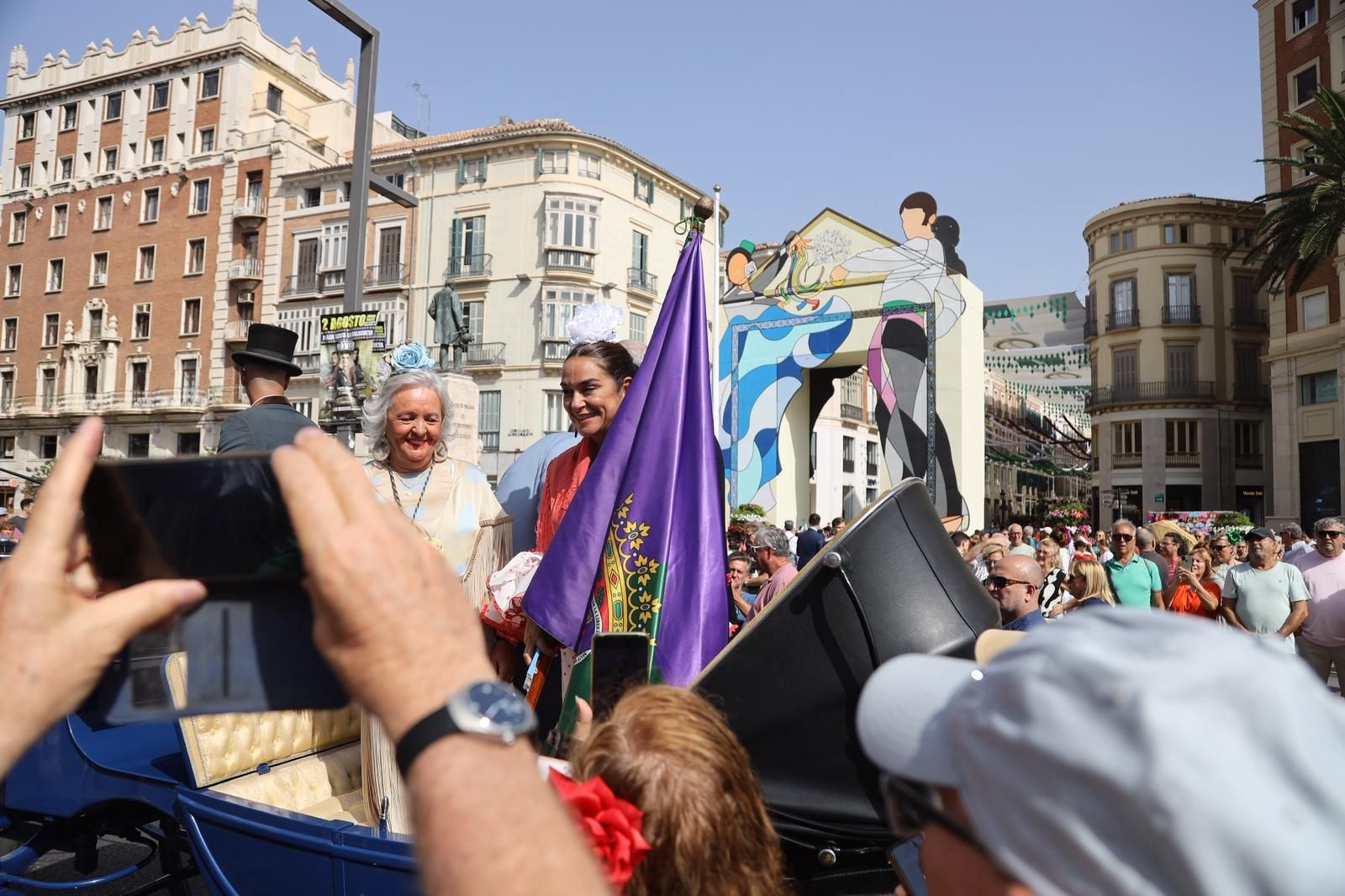 La Romería al Santuario de la Victoria que inicia la Feria de Málaga, en fotos